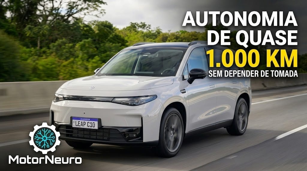 Carro elétrico com mais autonomia: Leapmotor C10 Ultra-Híbrido rodando em rodovia brasileira
