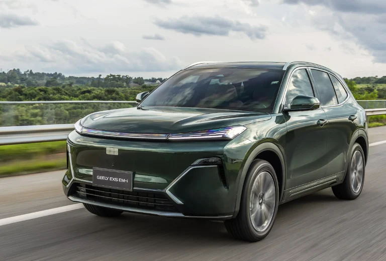 Geely EX5 EM-i: SUV híbrido plug-in que chega ao Brasil com 262 cv