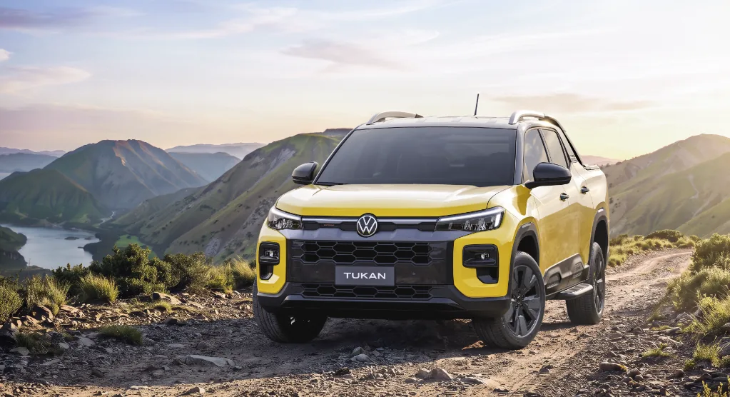 VW Tukan híbrida, versão Extreme, vista frontal com grade inédita